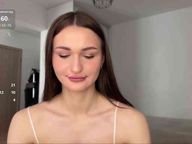 Модель: LauraMondella