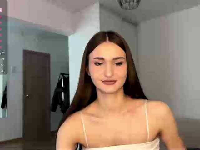 LauraMondella webcam