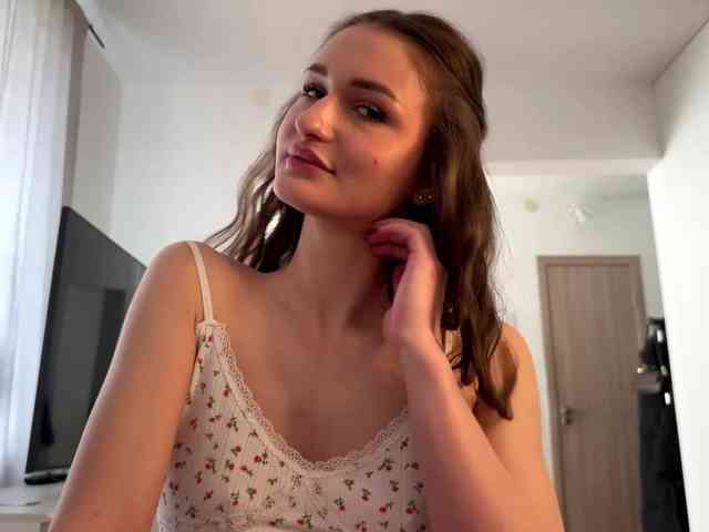 LauraMondella webcam