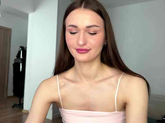 LauraMondella webcam