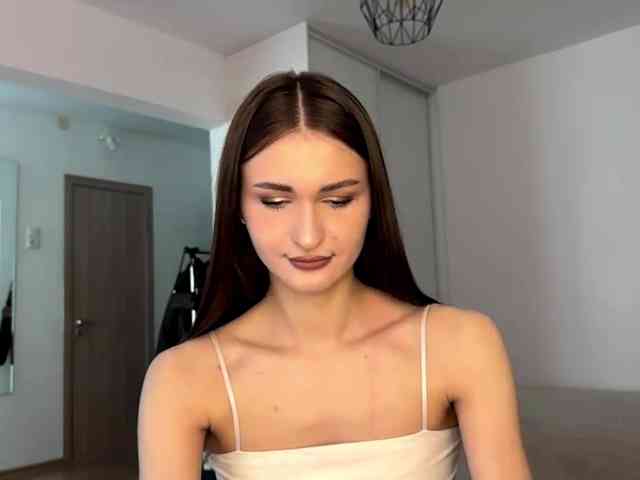 LauraMondella webcam