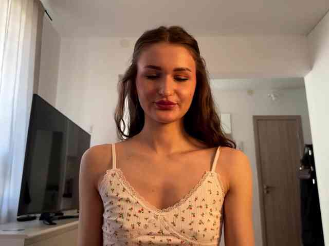 LauraMondella webcam