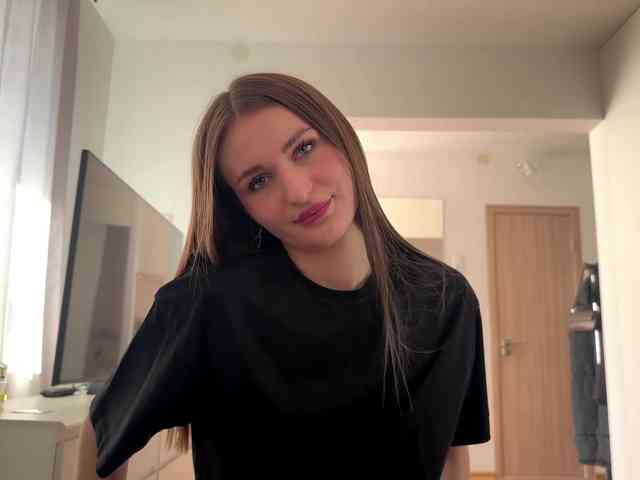 LauraMondella webcam