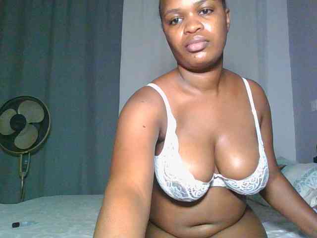 FloraMami webcam