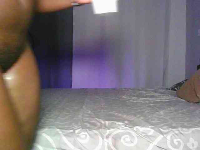 FloraMami webcam
