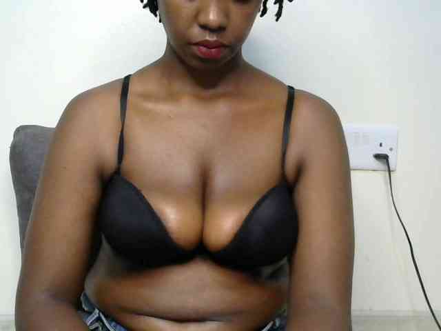 SweetHeidi webcam