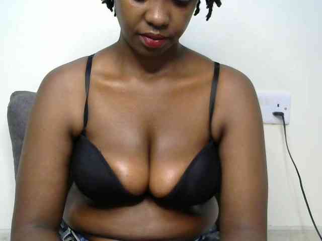 SweetHeidi webcam