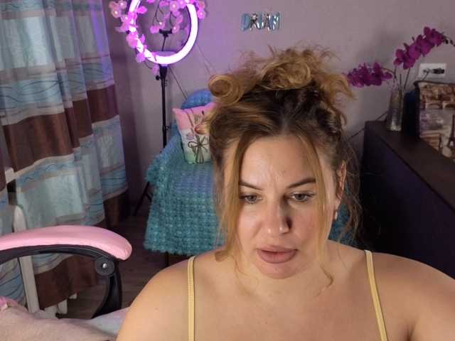 AvaQueen
