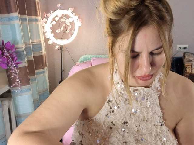 AvaQueen