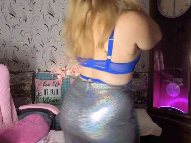 AvaQueen webcam