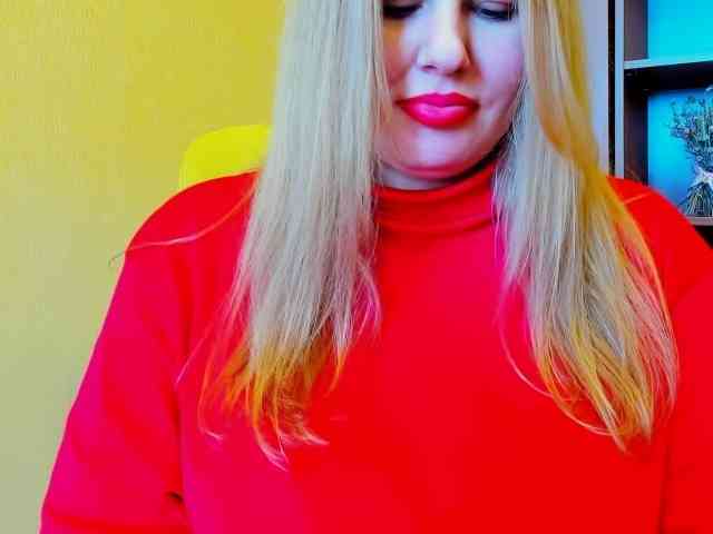 AvaQueen webcam