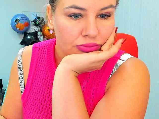 AvaQueen