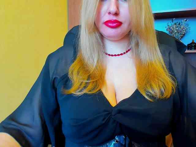AvaQueen webcam
