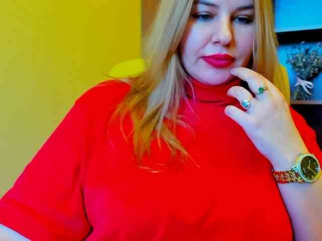 AvaQueen webcam