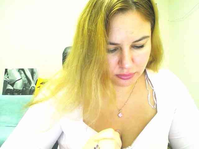 AvaQueen