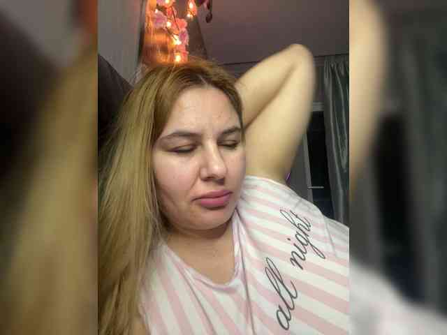 AvaQueen webcam