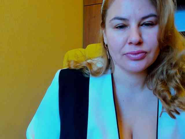 AvaQueen webcam
