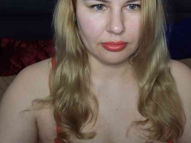 AvaQueen webcam