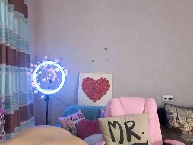 AvaQueen webcam