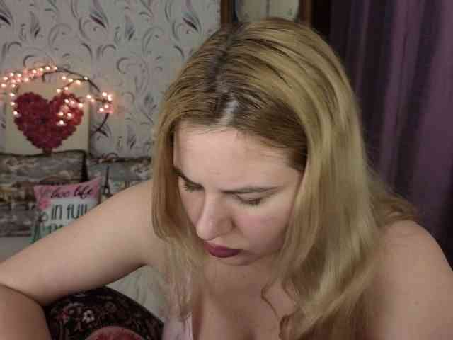 AvaQueen