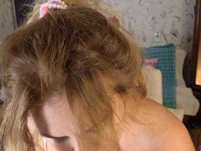 AvaQueen webcam