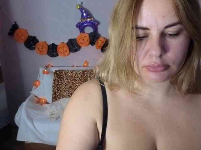 AvaQueen