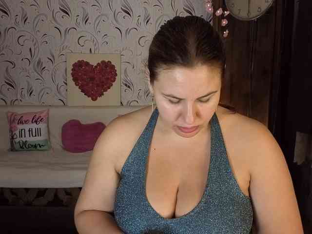 AvaQueen webcam