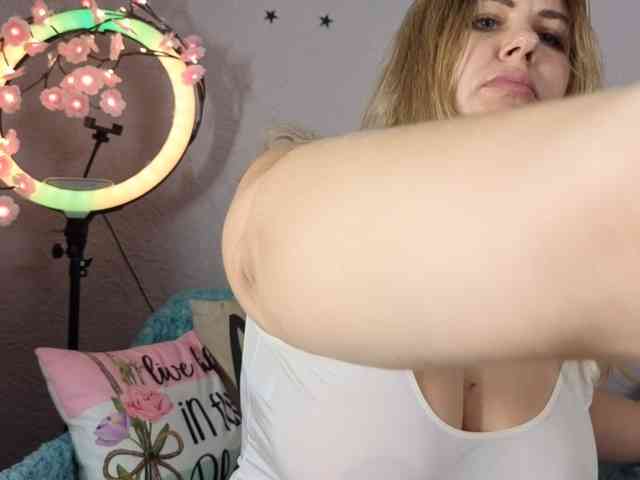 AvaQueen AvaQueen