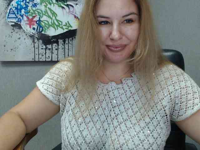 AvaQueen webcam