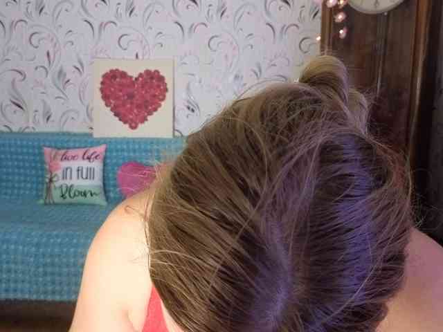 AvaQueen webcam
