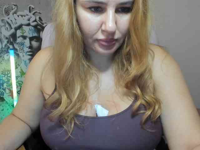 AvaQueen