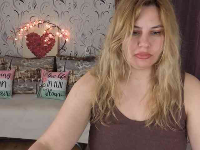 AvaQueen AvaQueen