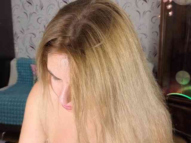 AvaQueen webcam