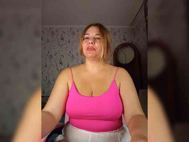 AvaQueen webcam