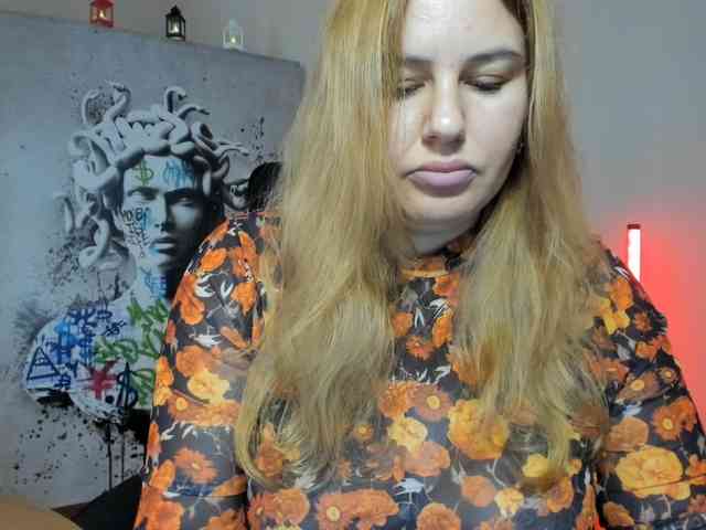 AvaQueen webcam