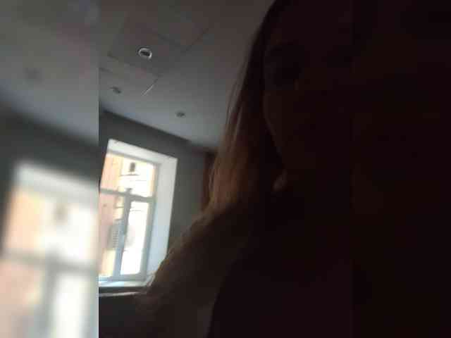 AvaQueen webcam