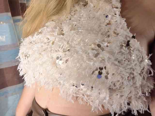 AvaQueen webcam