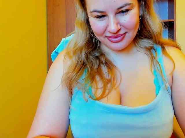 AvaQueen webcam