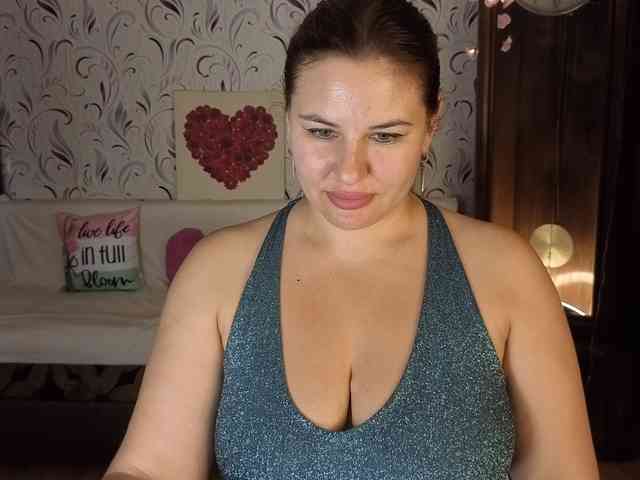 AvaQueen webcam