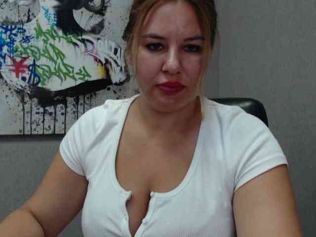 AvaQueen webcam