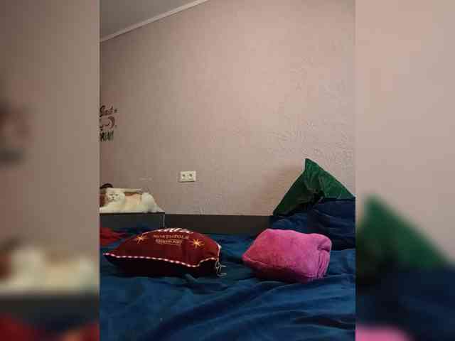 AvaQueen webcam