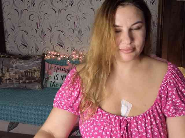 AvaQueen webcam