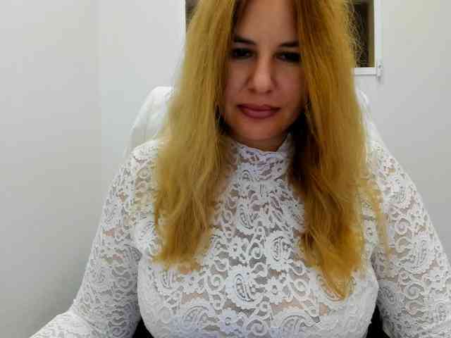 AvaQueen webcam