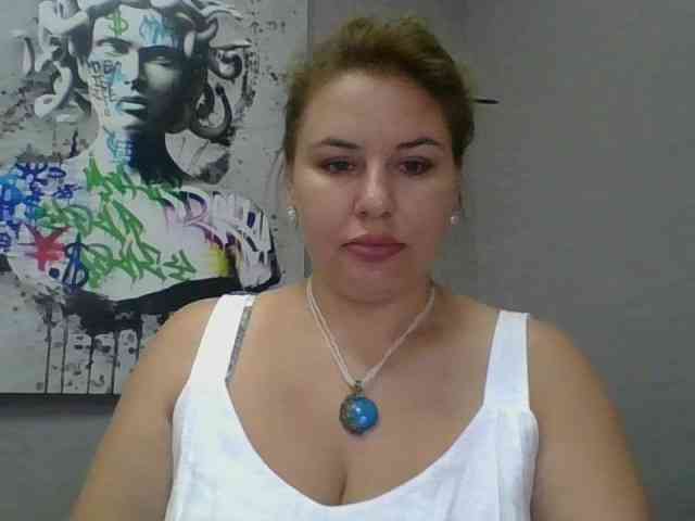 AvaQueen webcam