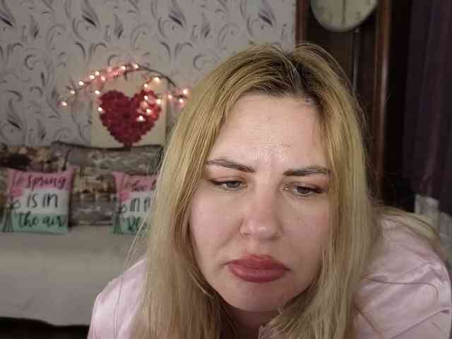 AvaQueen