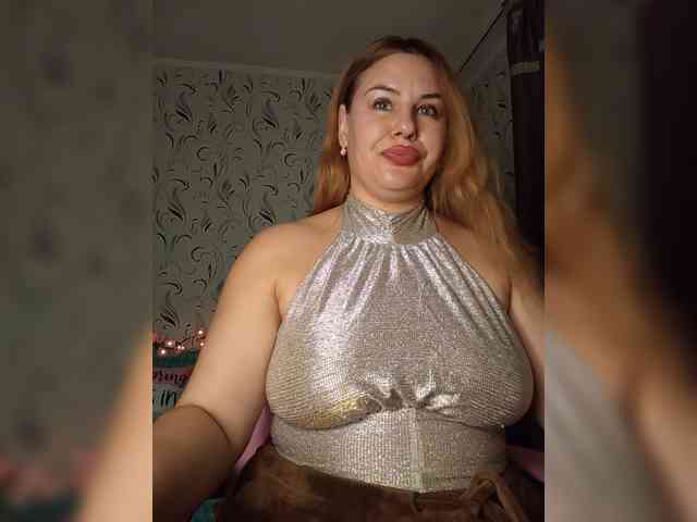 AvaQueen webcam
