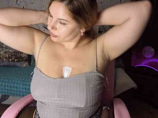 AvaQueen webcam