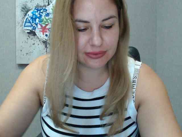avaqueen's live room