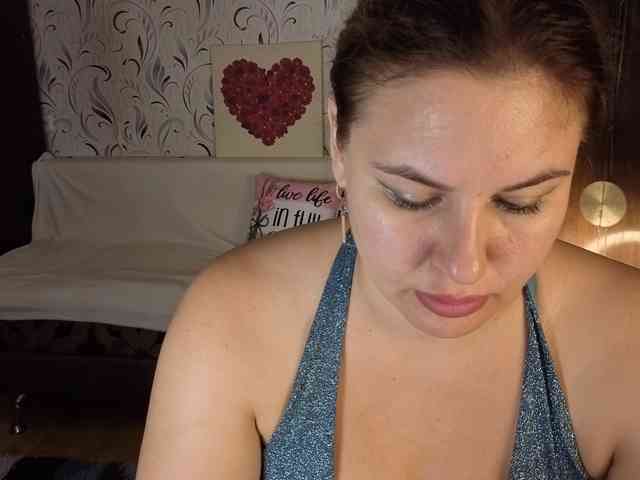 AvaQueen webcam
