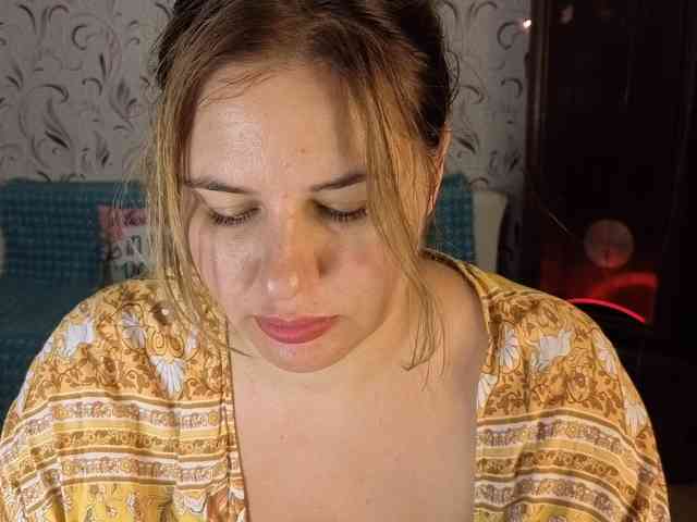 AvaQueen webcam